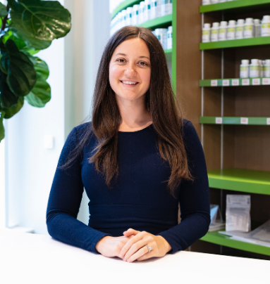 Registered Holistic Nutritionist Laura Mierzwa